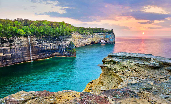 pictured rocks mi